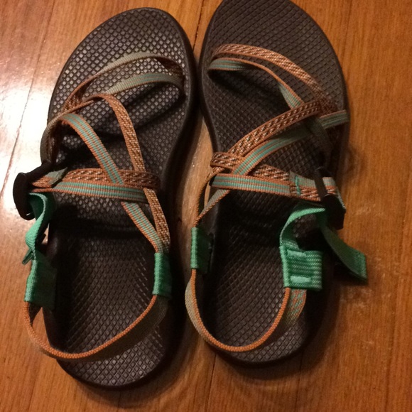 Chaco Shoes - Women’s Chaco ZX/1 Classic size 9